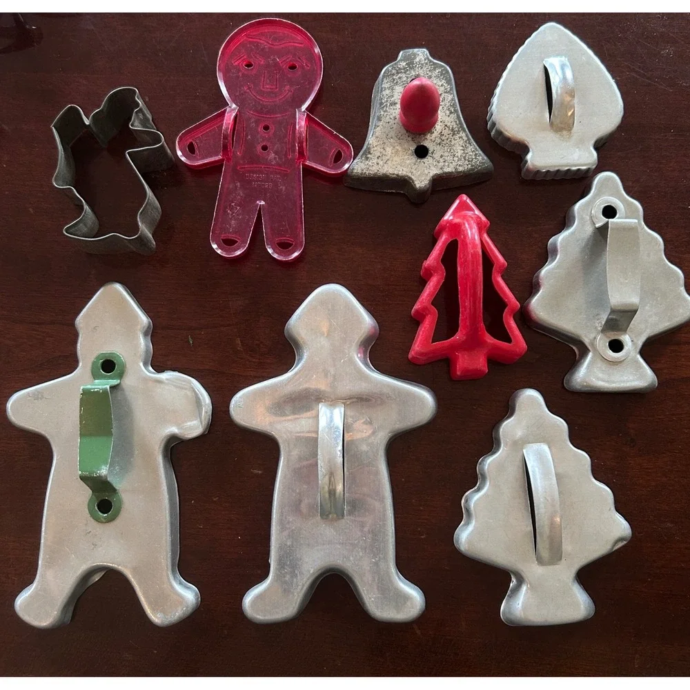 Vintage Cookie Cutters Aluminum Plastic 9pc Silver Red Fair Mid Century Modern